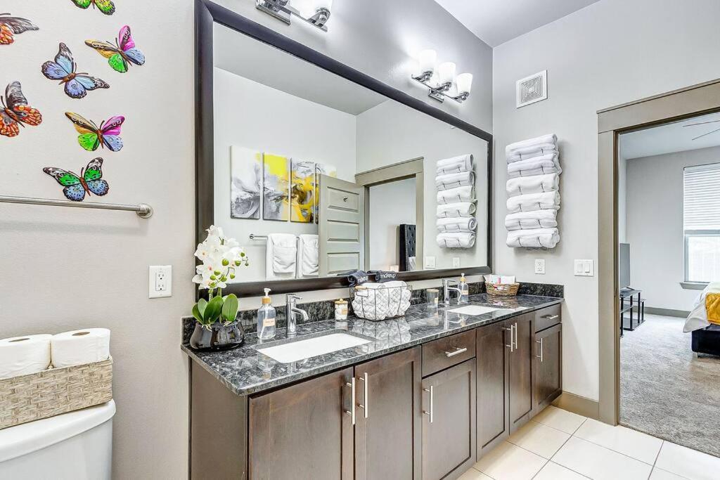 Welcome To Deet's Place! Apartment Houston
